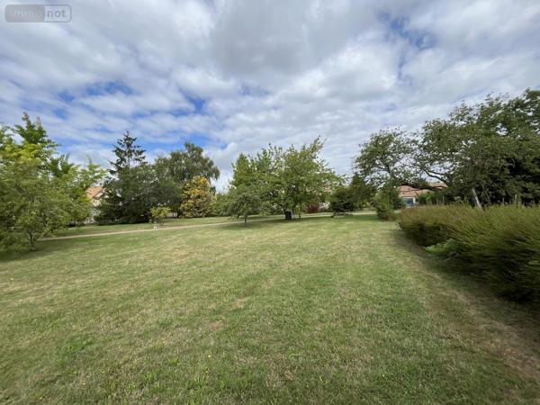 Terrain à Batir à vendre à Connerré dans la Sarthe (72160), ref : 72033-388