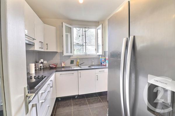 Appartement F3 à vendre  3 pièces - 70,80 m2 VILLEPARISIS - 77