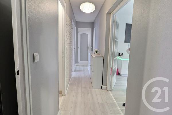Appartement F3 à vendre  3 pièces - 70,80 m2 VILLEPARISIS - 77