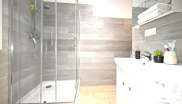 Immeuble à vendre 91 m² Martigues