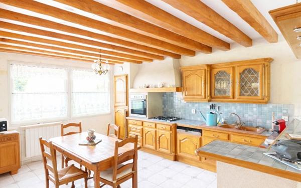 Maison à vendre    6 pièces •  Villemomble