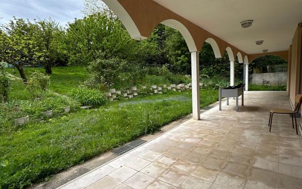 Maison à vendre    6 pièces •  Villemomble