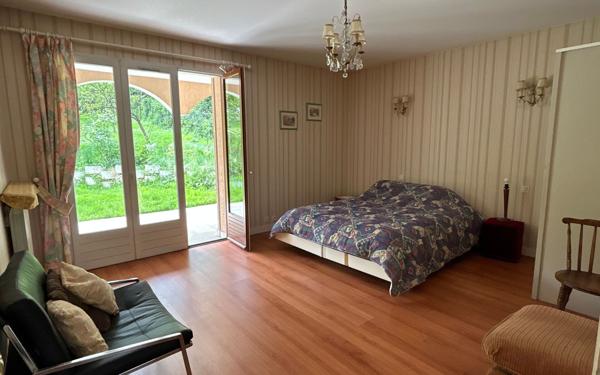 Maison à vendre    6 pièces •  Villemomble