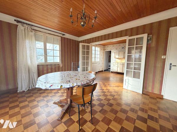 MAISON BOURG DE LAILLE ! GROS POTENTIEL !!!