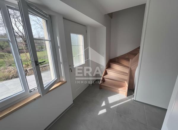 Appartement T3 rénové ? 69 m² avec terrasse et parking ? Gonsans
