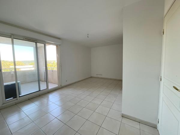 Grand studio de 31,02m2 Istres