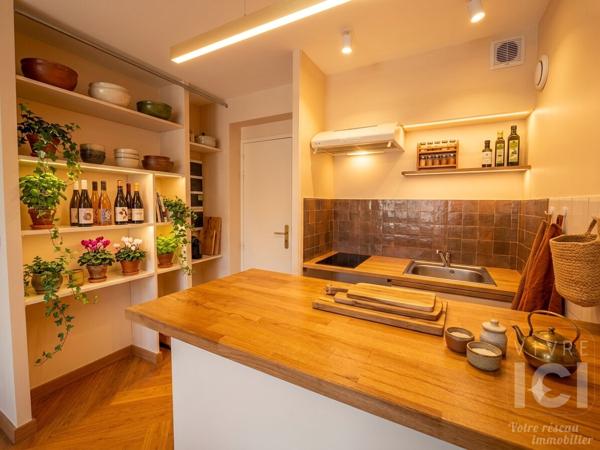 APPARTEMENT 2 PIECES 35m² - MADELAINE -CHAMP DE MARS - BOX SOUS SOL