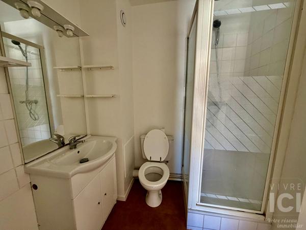 APPARTEMENT 2 PIECES 35m² - MADELAINE -CHAMP DE MARS - BOX SOUS SOL