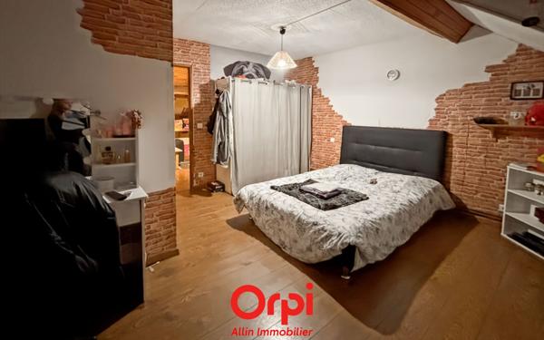 Maison à vendre    5 pièces • 165 m2 Commentry