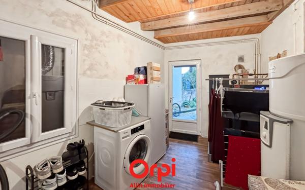 Maison à vendre    5 pièces • 165 m2 Commentry