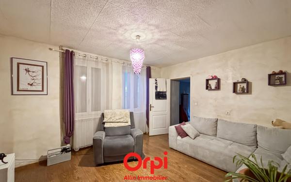 Maison à vendre    5 pièces • 165 m2 Commentry