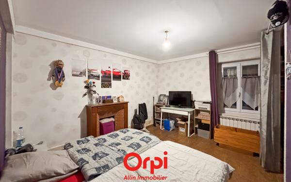 Maison à vendre    5 pièces • 165 m2 Commentry
