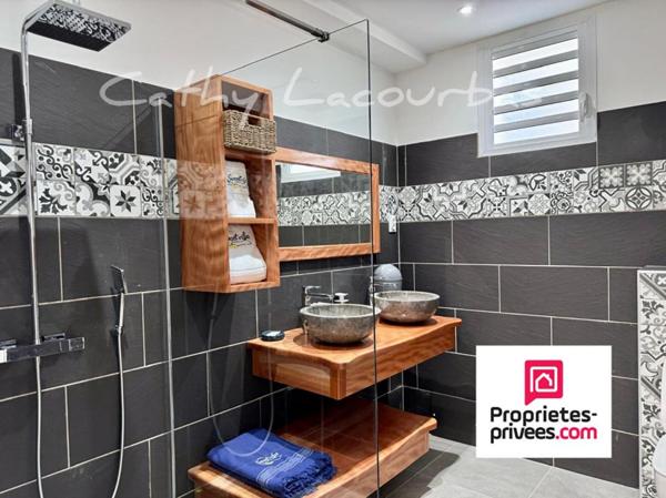 Villa d'exception avec piscine et spa -Bouillante