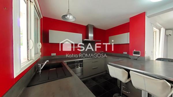 Villa 3 faces - 4 chambres - Piscine - Garage