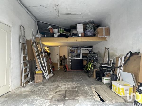 Maison 2 pièces de 69 m² à Nîmes (30000)