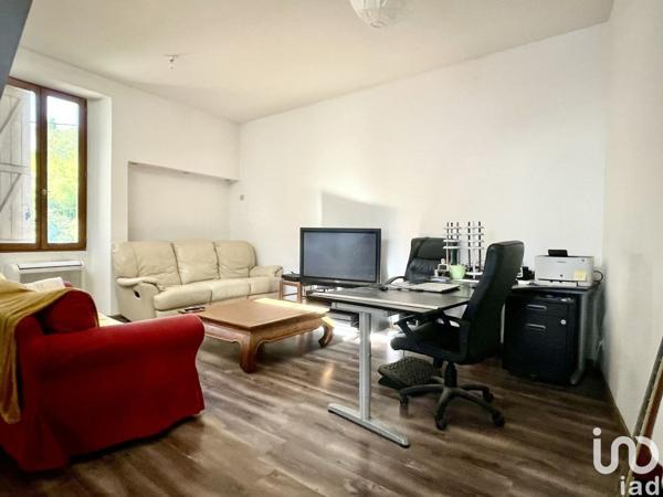 Maison 2 pièces de 69 m² à Nîmes (30000)