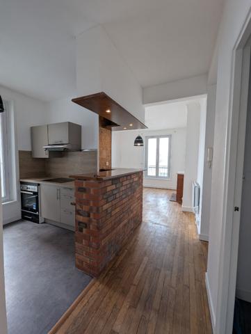 À LOUER - T3 de 58 m² - Rénové - Dernier étage - Triangle d'Or