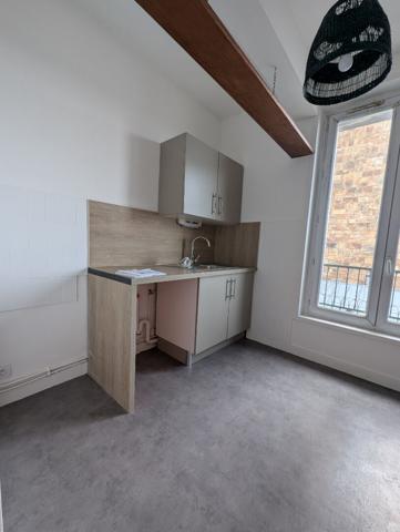 À LOUER - T3 de 58 m² - Rénové - Dernier étage - Triangle d'Or