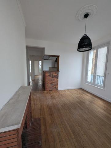 À LOUER - T3 de 58 m² - Rénové - Dernier étage - Triangle d'Or