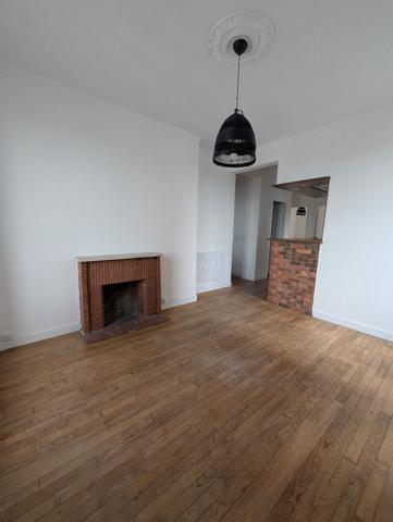 À LOUER - T3 de 58 m² - Rénové - Dernier étage - Triangle d'Or