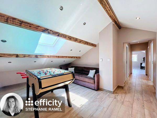 Maison 7 pièces - 200 m²