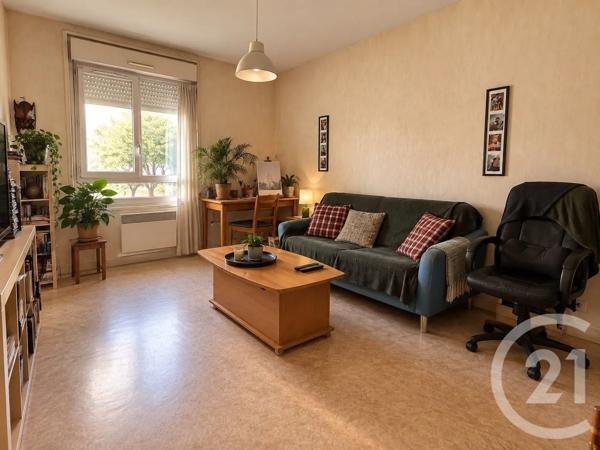 Immeuble à vendre  466,66 m 2   LE MANS  - 72