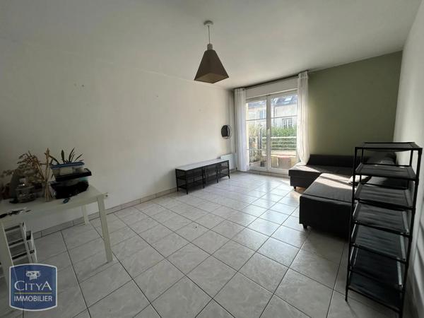 Appartement à louer 2 pièces 41.78m² Arpajon (91290)