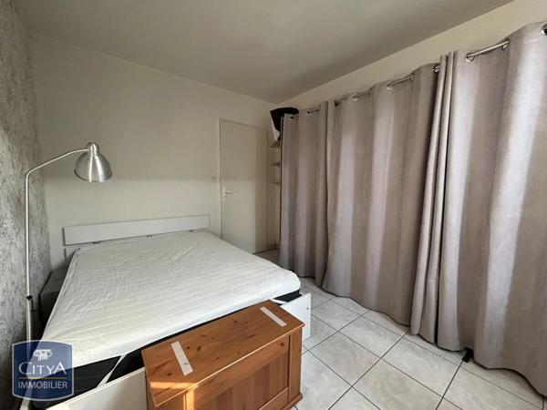 Appartement à louer 2 pièces 41.78m² Arpajon (91290)