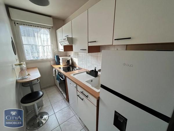 Appartement à louer 2 pièces 41.78m² Arpajon (91290)