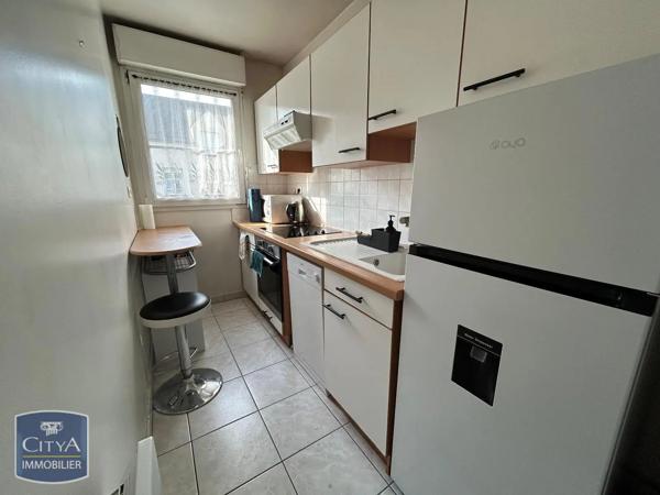 Appartement à louer 2 pièces 41.78m² Arpajon (91290)