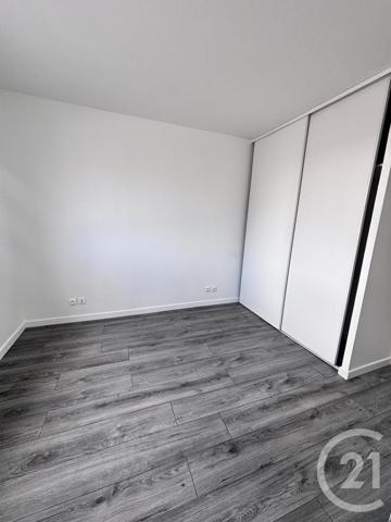 Appartement F2 à vendre  2 pièces - 41 m2 LA PLAINE ST DENIS - 93