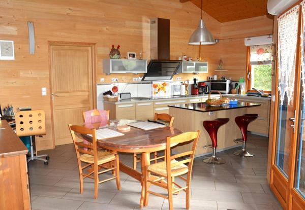 MAISON D'ARCHITECTE  AVEC PARC ARBORE - DPE A -