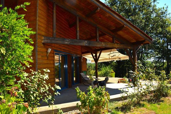 MAISON D'ARCHITECTE  AVEC PARC ARBORE - DPE A -