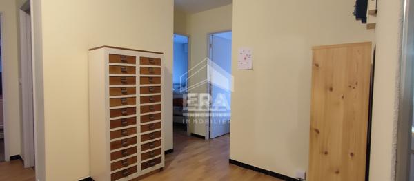Appartement Dole 3 pièce(s) 67.54 m2, résidence sécurisée + box + parking + cave....