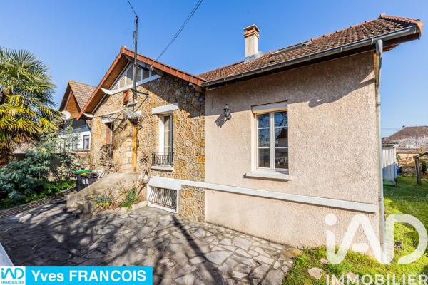 Maison à vendre 5 pièces 98 m² Sainte-Geneviève-des-Bois