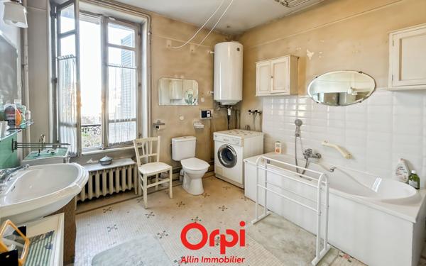 Maison à vendre    5 pièces • 130 m2 Montluçon