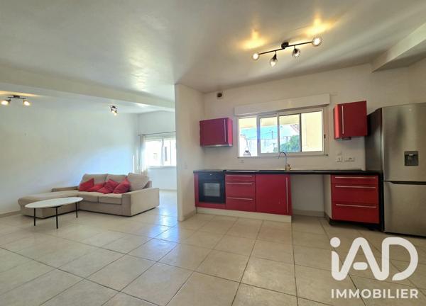 Location appartement 3 pièces 82 m² Nîmes