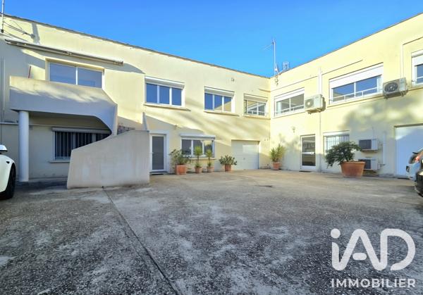 Location appartement 3 pièces 82 m² Nîmes