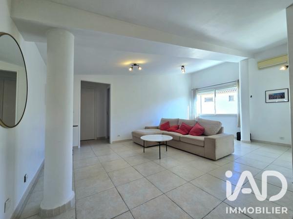 Location appartement 3 pièces 82 m² Nîmes