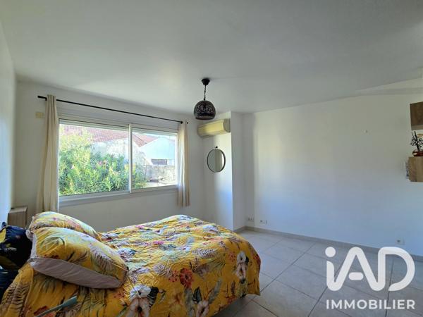 Location appartement 3 pièces 82 m² Nîmes