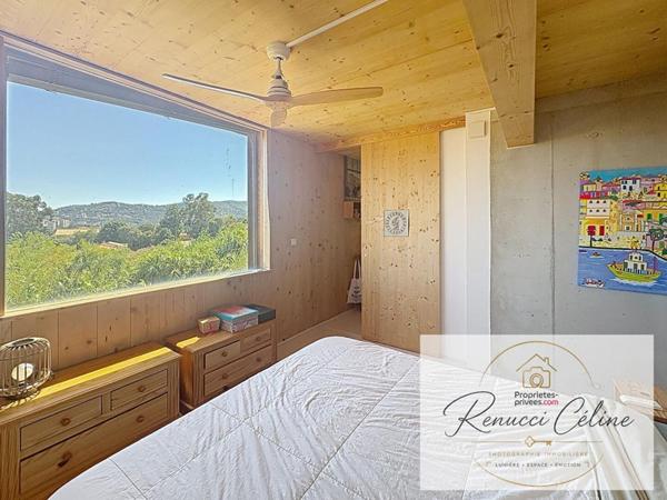 Maison d'architecte de type T4 de 184 m² à Ajaccio