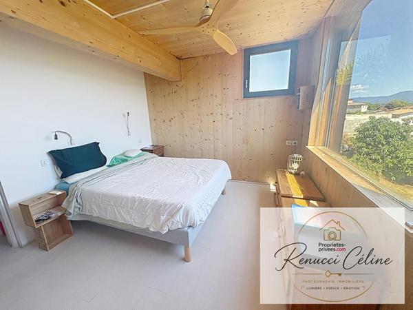 Maison d'architecte de type T4 de 184 m² à Ajaccio
