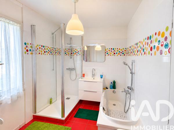 Maison à vendre 5 pièces 103 m² Saint-Marcel-lès-Valence