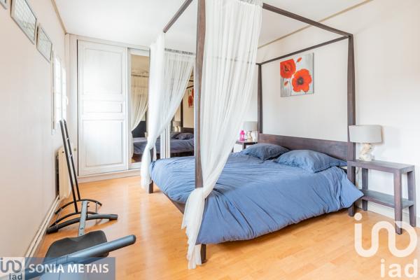 Maison à vendre 8 pièces 200 m² La Ville-du-Bois