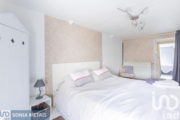 Maison à vendre 8 pièces 200 m² La Ville-du-Bois