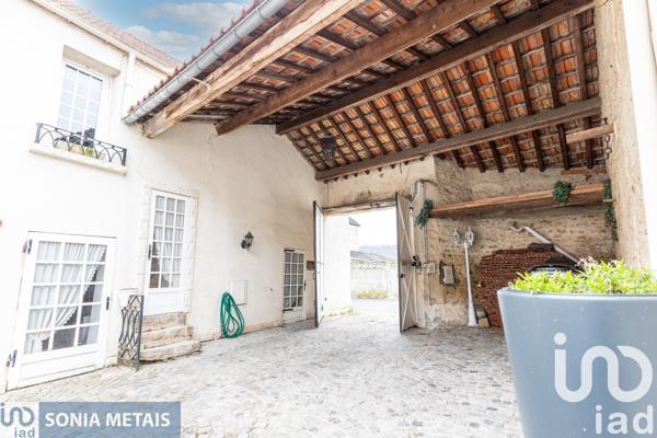 Maison à vendre 8 pièces 200 m² La Ville-du-Bois