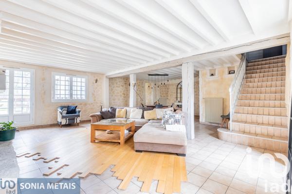 Maison à vendre 8 pièces 200 m² La Ville-du-Bois