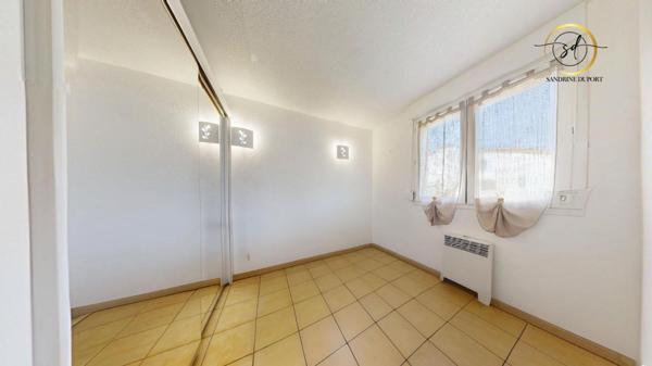 T2 meublé avec parking dans résidence sécurisée. terrasse vue piscine et canigou