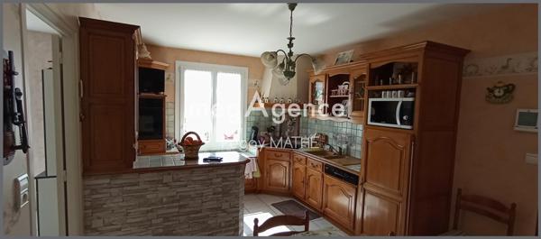 Maison à SAINT-MICHEL-EN-L'HERM, 85580 - 5 pièces 185m²