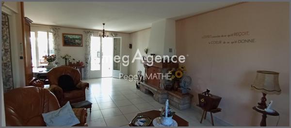 Maison à SAINT-MICHEL-EN-L'HERM, 85580 - 5 pièces 185m²